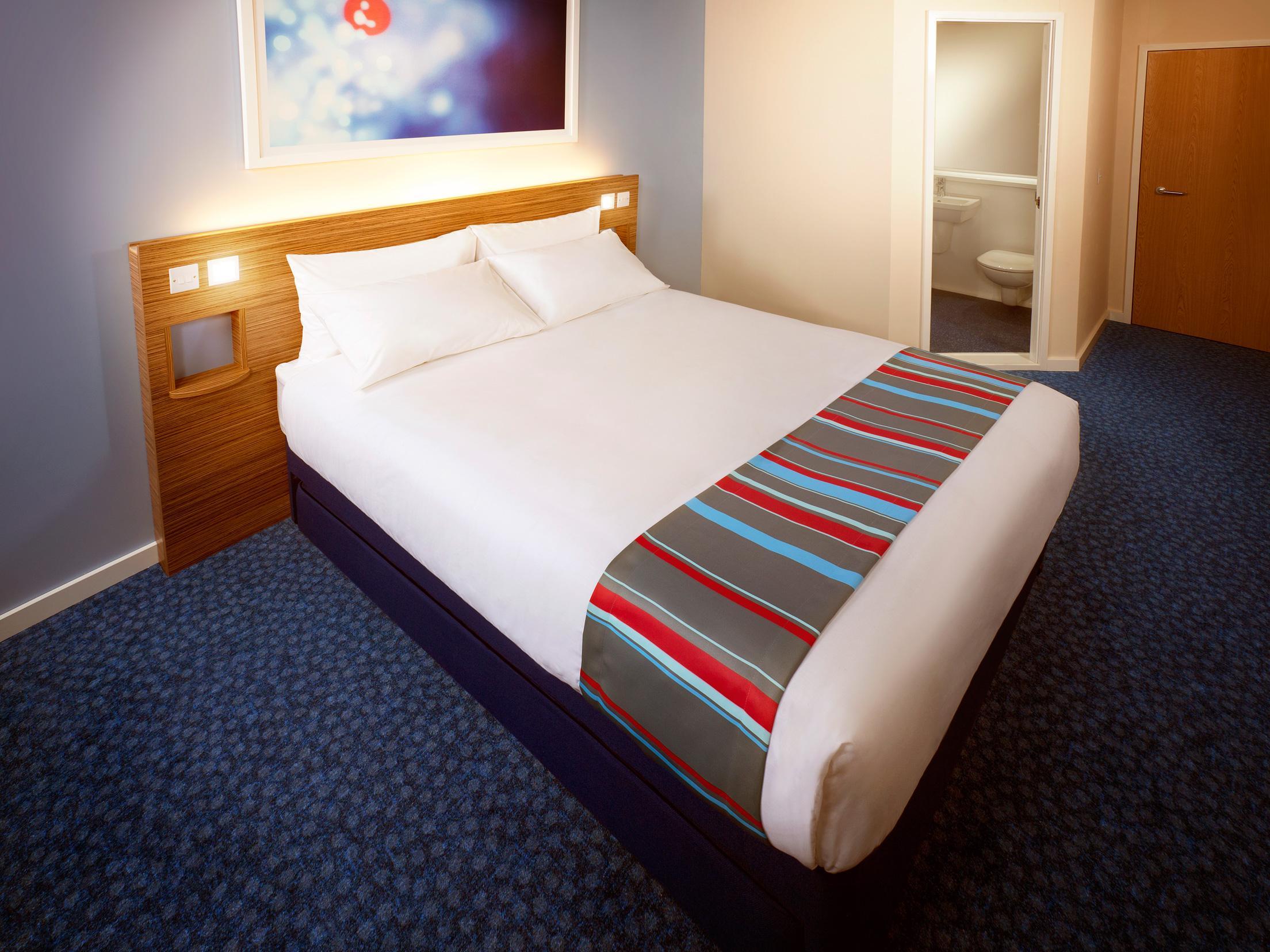 Travelodge Stratford Alcester Exterior photo